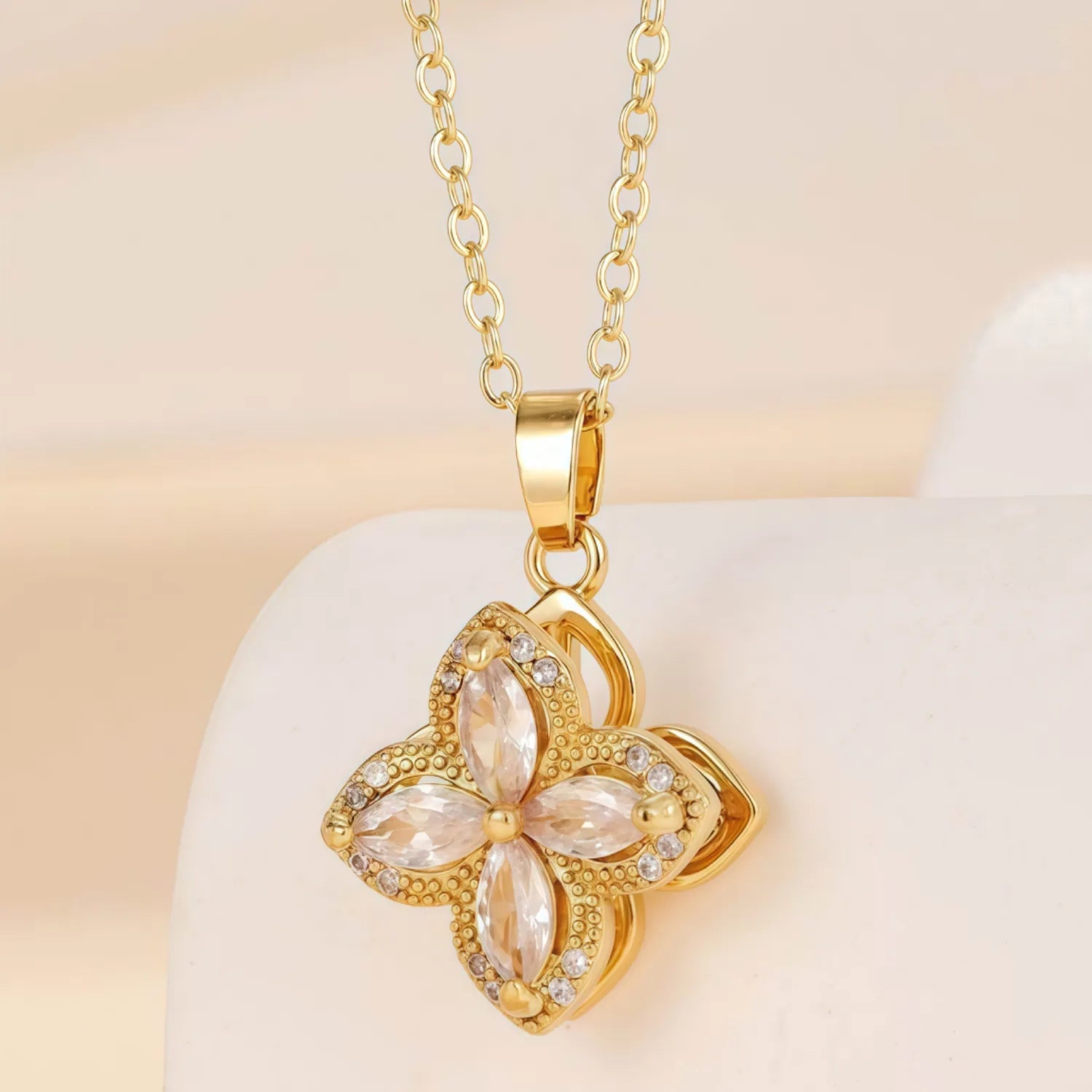 collar flor giratoria